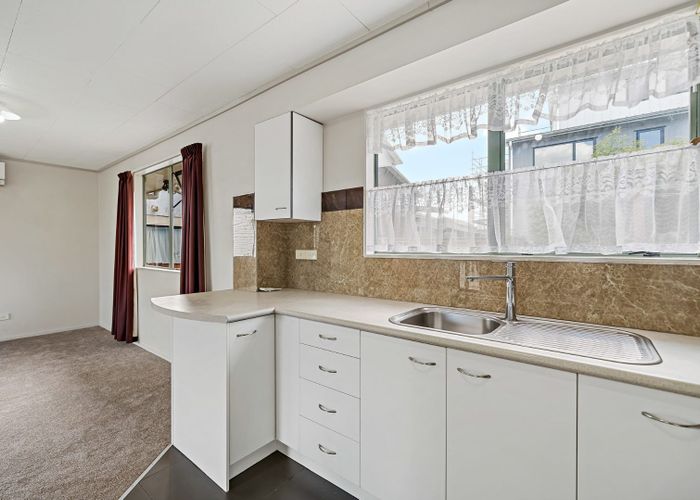  at 11A Keeling Road, Henderson, Auckland