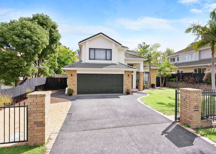  at 27 Santa Ana Drive, Dannemora, Auckland