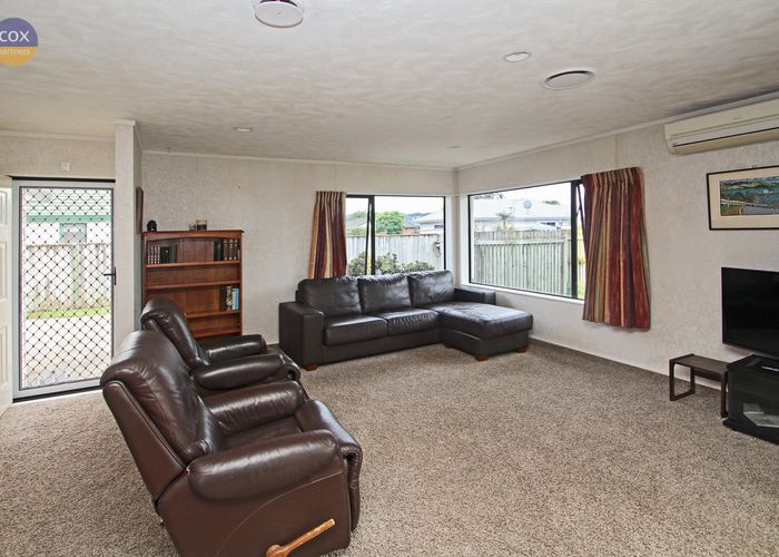  at 9 Bucksburn Place, Greenmeadows, Napier