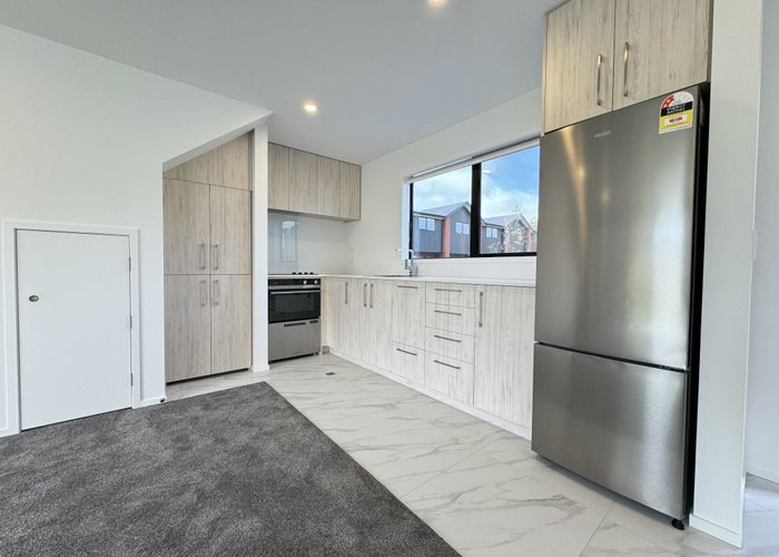  at 2/8 Matata Place, Dallington, Christchurch City, Canterbury