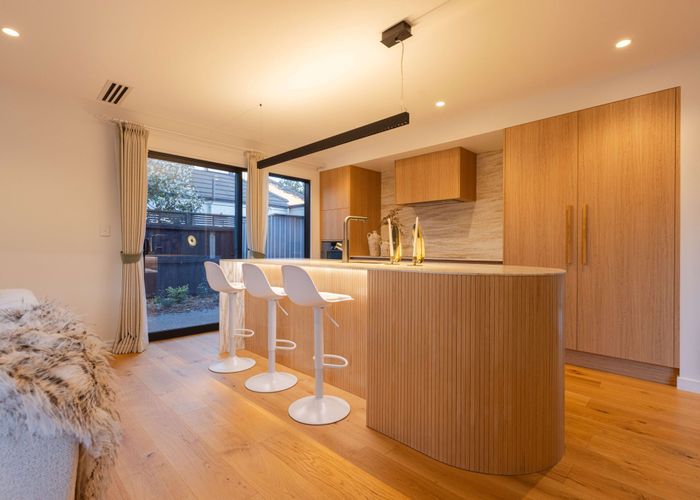  at 4/146 Straven Road, Fendalton, Christchurch City, Canterbury