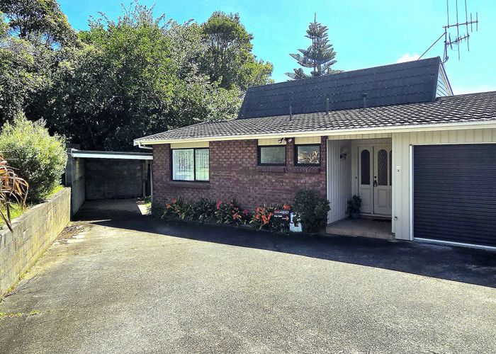  at 27a Shackle Lane, Whitby, Porirua, Wellington