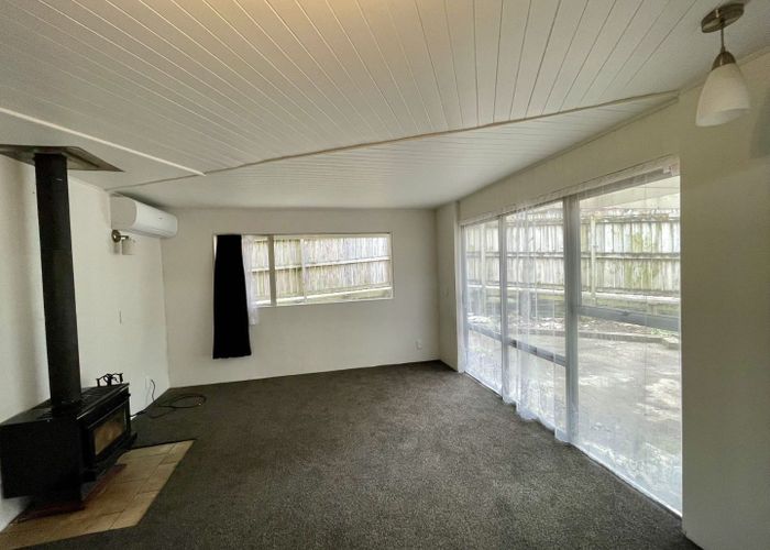  at 42B Hogans Road, Glenfield, North Shore City, Auckland