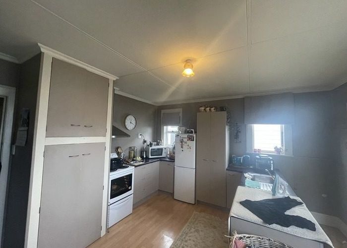  at 35 Cole Street, Caversham, Dunedin, Otago