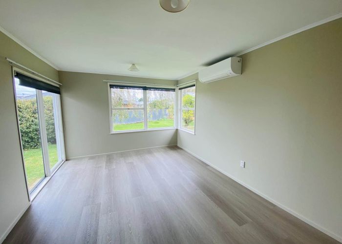  at 10 Tiari Place, Mangere East, Auckland