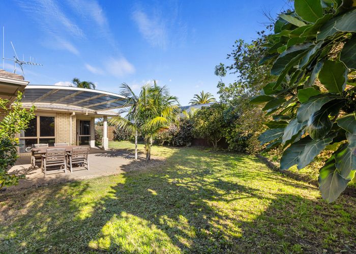  at 32 Santa Cruz Drive, Papamoa Beach, Tauranga, Bay Of Plenty
