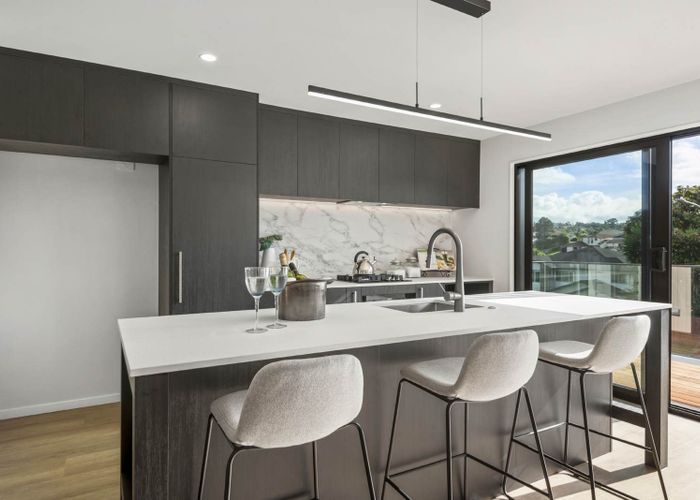  at 57 Oaktree Avenue, Browns Bay, North Shore City, Auckland