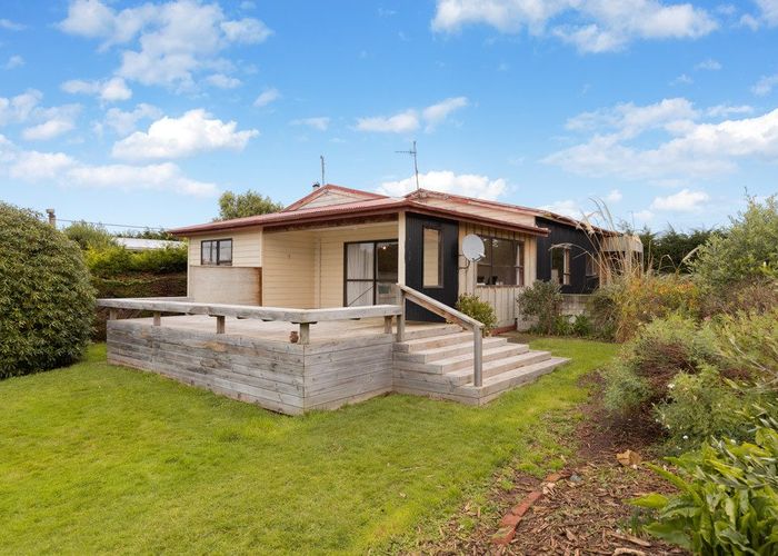  at 38 Colac Bay Road, Colac Bay/Ōraka, Riverton/Aparima