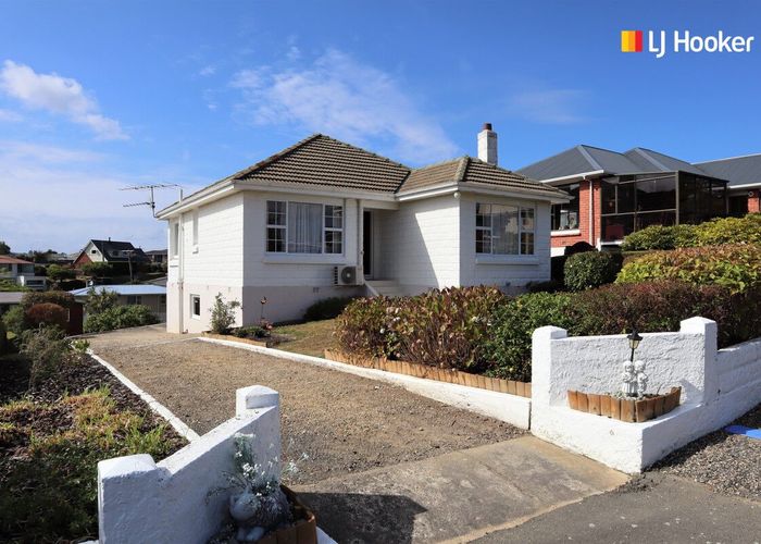  at 6 Freyberg Road, Fairfield, Dunedin