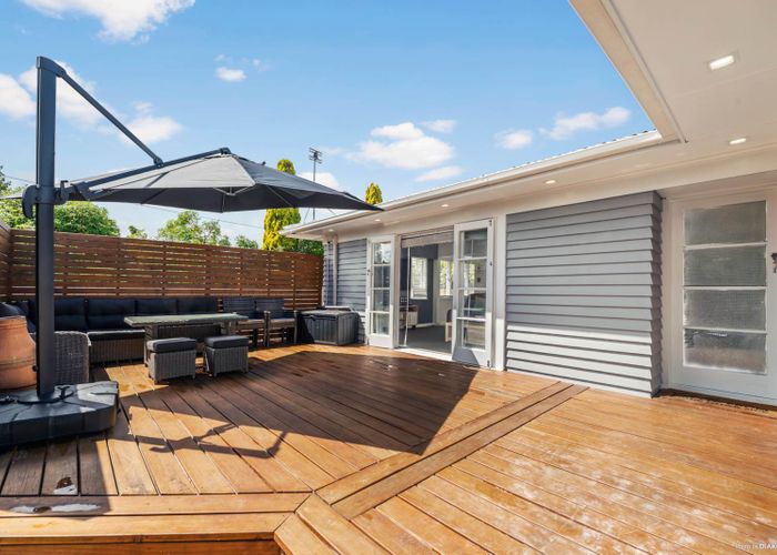  at 52 Metcalfe Road, Ranui, Auckland