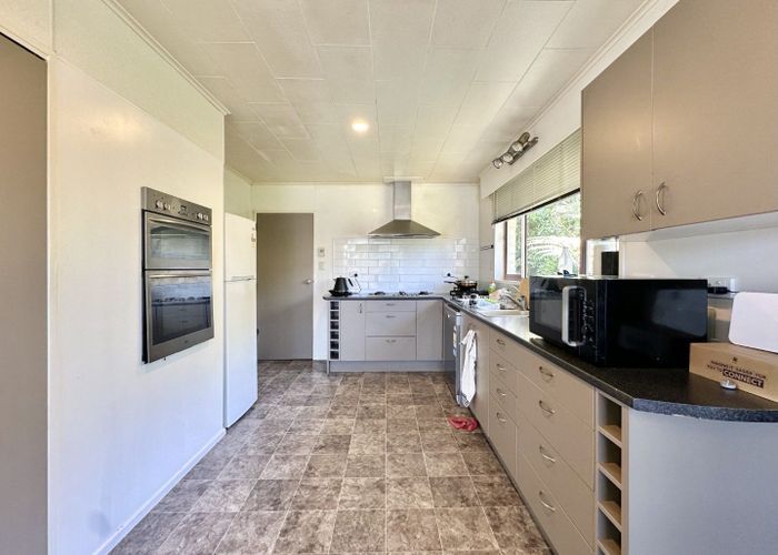  at 5 Alleyne Court, Brown Owl, Upper Hutt