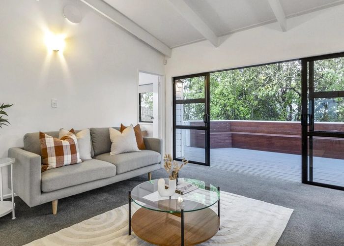  at 3/254 Meola Road, Point Chevalier, Auckland City, Auckland