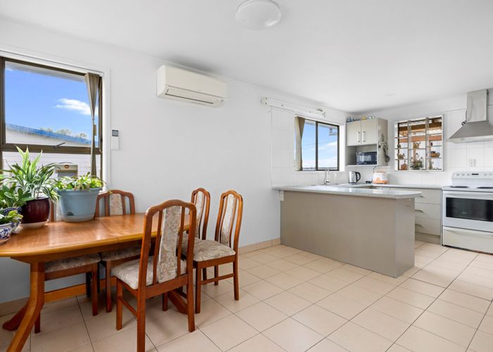  at 37 Darnell Crescent, Clover Park, Auckland