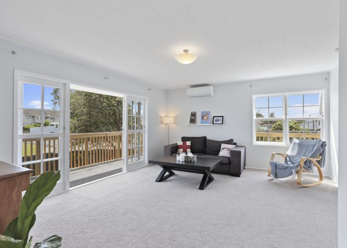  at 1/39 Butterworth Drive, Glendene, Auckland