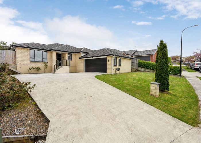  at 5 Blackwood Crescent, Glenview, Hamilton