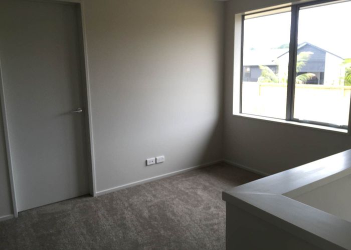  at 9 Kahawairahi Drive, Beachlands, Manukau City, Auckland