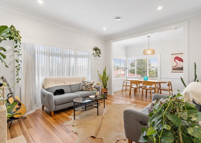  at 2 Seaview Terrace, Mount Albert, Auckland City, Auckland
