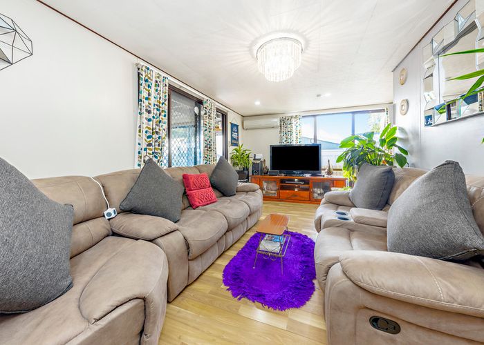  at 8/30 Gifford Road, Papatoetoe, Auckland