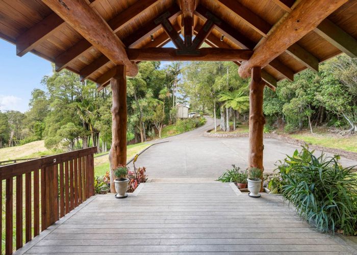  at 847 West Coast Road, Oratia, Waitakere City, Auckland