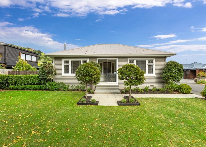  at 18 Bowenvale Avenue, Cashmere, Christchurch