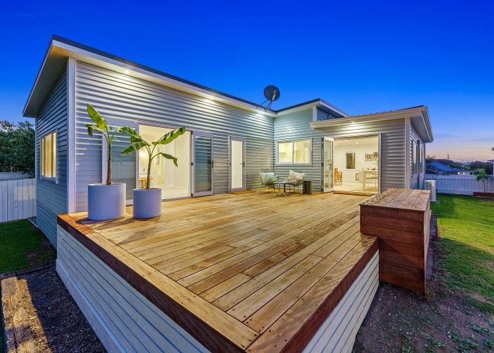  at 4a Huia Road, Raumati Beach, Kapiti Coast, Wellington