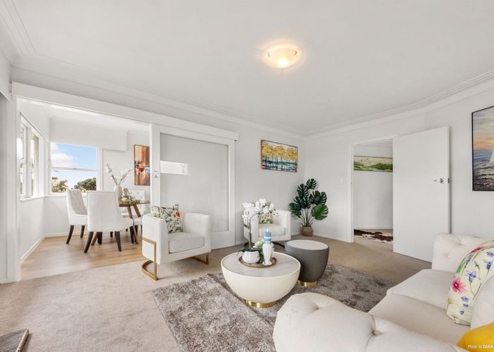  at 1/68 Bleakhouse Road, Bucklands Beach, Auckland