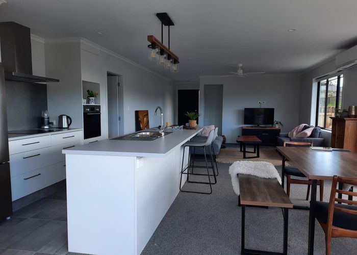 at 8 Kokopu Lane, Ohauiti, Tauranga, Bay Of Plenty
