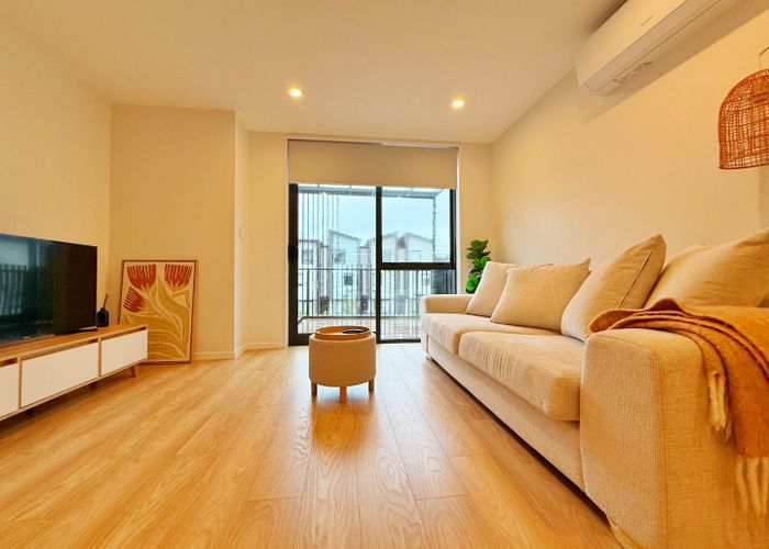  at 9/32A Westgate Drive, Westgate, Waitakere City, Auckland