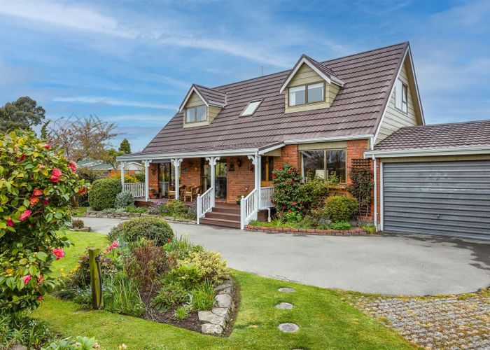  at 9 Sawtell Place, Northcote, Christchurch