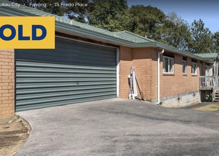  at 15 Freda Place, Favona, Auckland
