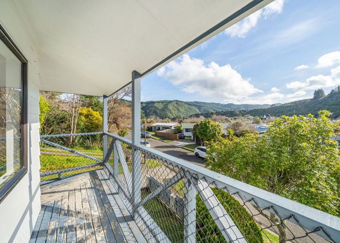  at 7 Jasper Grove, Birchville, Upper Hutt, Wellington