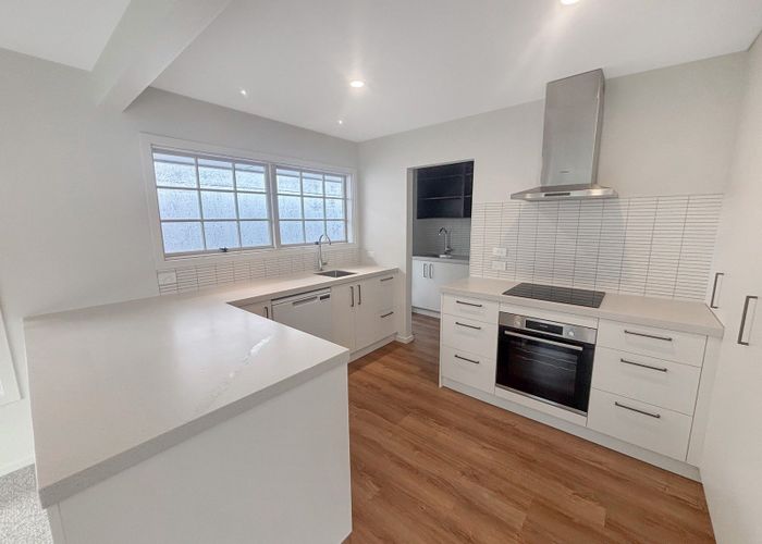  at 37 Church Lane, Merivale, Christchurch City, Canterbury