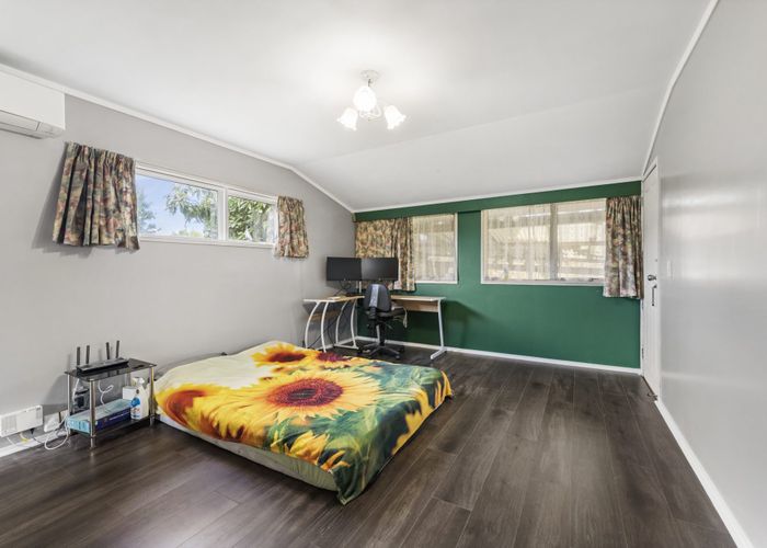  at 19 Corolu Place, Conifer Grove, Takanini