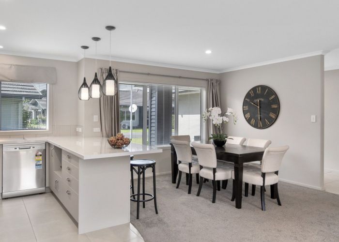  at 19 Bridgewater Way, Pyes Pa, Tauranga