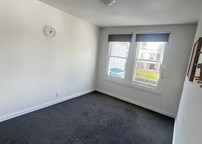  at 2/396 Mount Eden Road, Mount Eden, Auckland City, Auckland