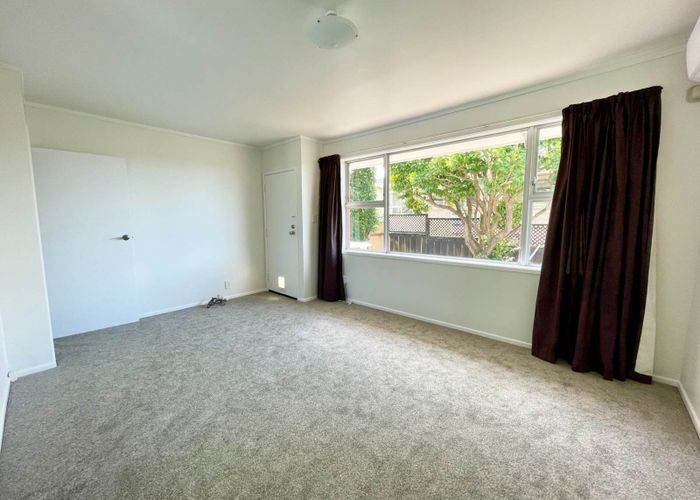  at 2/68 Ruawai Road, Mount Wellington, Auckland City, Auckland