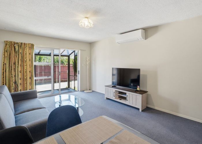  at 2/11 Dilworth Street, Riccarton, Christchurch City, Canterbury