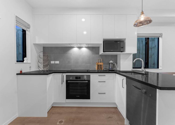  at 12/8 Arney Road, Ranui, Waitakere City, Auckland