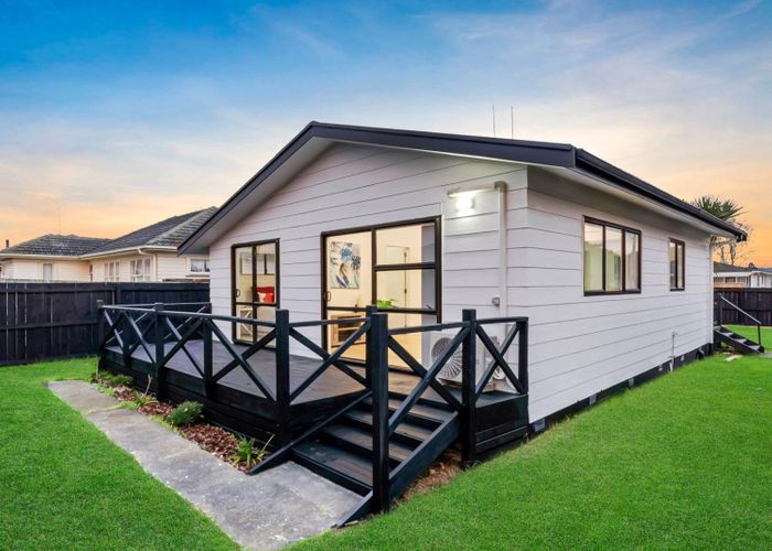  at 180 Old Wairoa Road, Papakura, Papakura