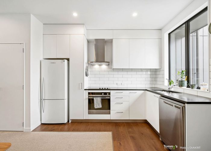  at 4/20 Trent Street, Island Bay, Wellington