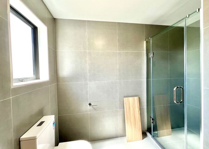  at 20/143-147 Carlisle Road, Northcross, North Shore City, Auckland