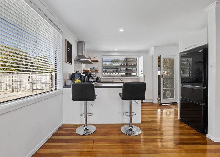 at 14 Bromley Place, Westown, New Plymouth