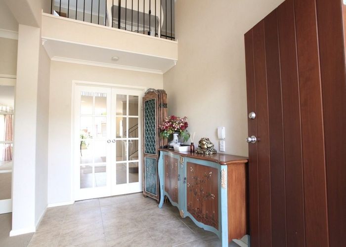  at 4 Woolaston Place, Flat Bush, Manukau City, Auckland