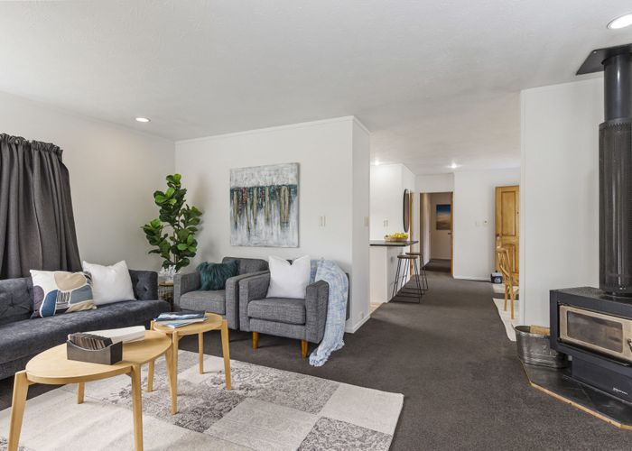  at 12 Coubray Place, Botany Downs, Manukau City, Auckland