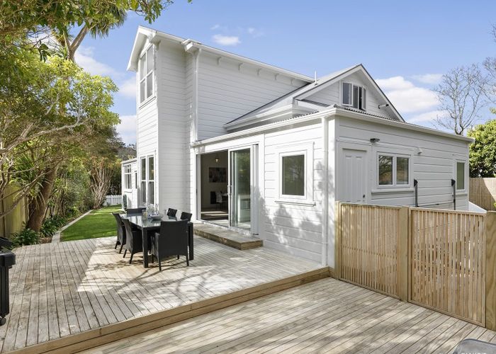  at 41 Simla Crescent, Khandallah, Wellington