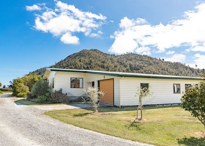  at 1084 Nikau Road, SH67, Mokihinui, Buller, West Coast
