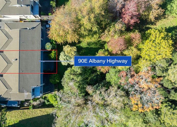  at 5/90 Albany Highway, Albany, North Shore City, Auckland