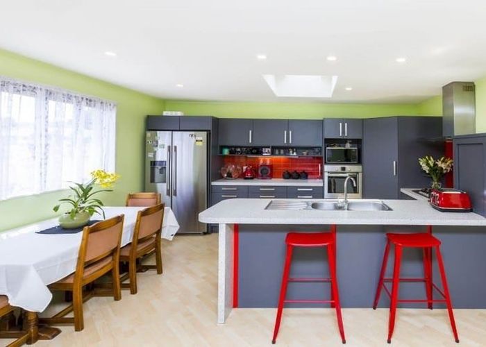  at 2/398 Fergusson Drive, Heretaunga, Upper Hutt, Wellington