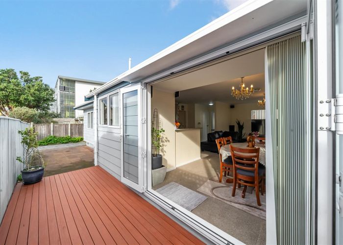  at 2/35 Tahi Street, Miramar, Wellington