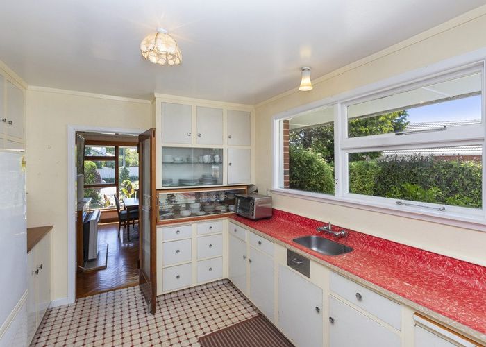 at 6 Rochford Place, Bryndwr, Christchurch